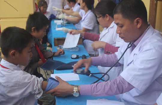 Bộ Y tế vào cuộc vụ 20 học sinh nghi bị mắc viêm cầu thận cấp tại Nghệ An