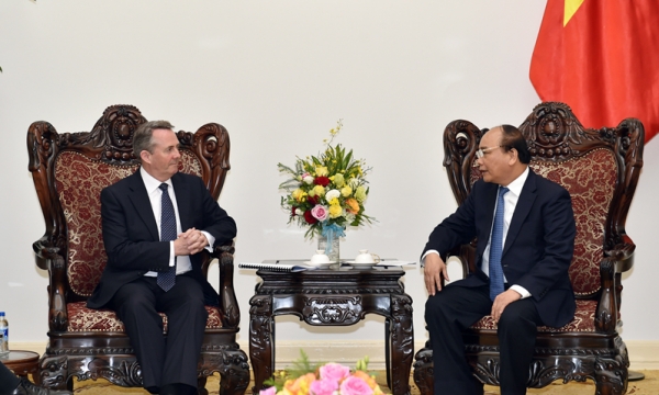 Thủ tướng Nguyễn Xuân Phúc tiếp Ông Liam Fox, Bộ trưởng Thương mại quốc tế Vương quốc Anh và Bắc Ireland