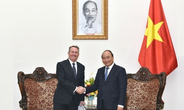 Thủ tướng hy vọng Anh sẽ hỗ trợ Việt Nam đào tạo nhân lực chất lượng cao