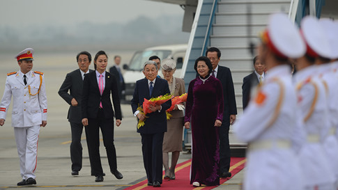 Nhà vua và Hoàng hậu Nhật Bản thăm chính thức Việt Nam