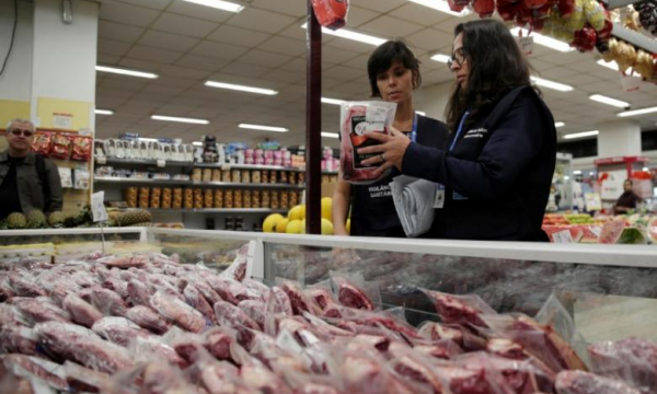 Brazil ra lệnh thu hồi thịt bẩn
