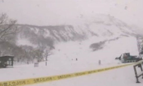 Nhật: Tám học sinh chết bị cho là do tuyết lở