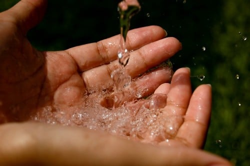 Người dân vẫn “chê” nước sạch