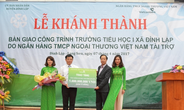 Vietcombank tài trợ 3 tỷ đồng cho công trình Trường Tiểu học 1 xã Đình Lập 