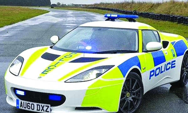 5 siêu xe cảnh sát “choáng” nhất thế giới