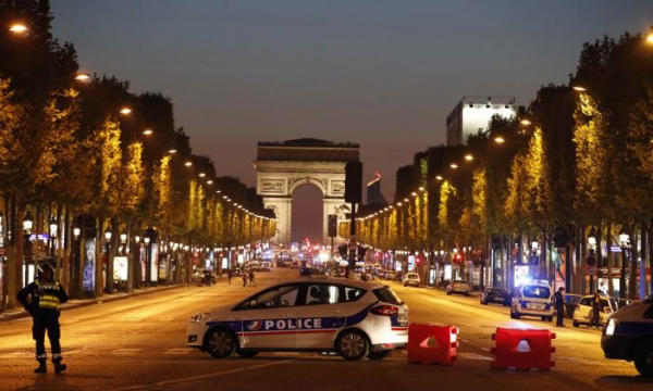 Paris: Thủ đô hoa lệ hay cuộc chiến không hồi kết giữa Pháp và IS?