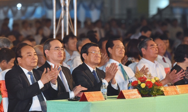 Thủ tướng Chính phủ Nguyễn Xuân Phúc  dự lễ kỷ niệm 25 năm tái lập tỉnh Trà Vinh 