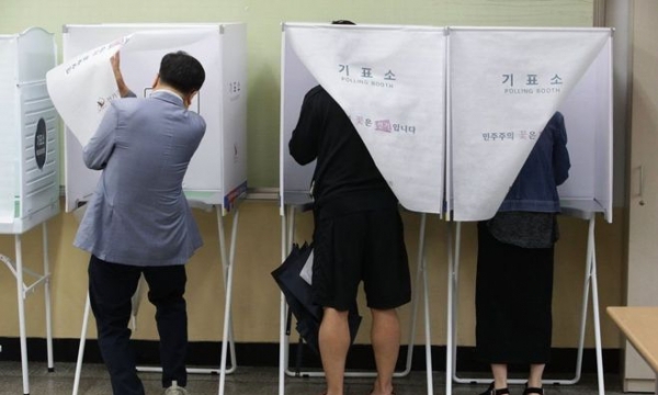 Người dân Hàn Quốc đi bầu tân Tổng thống 