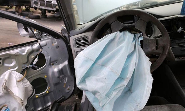 Nhà sản xuất túi khí xe ô tô lớn nhất thế giới nộp đơn xin phá sản