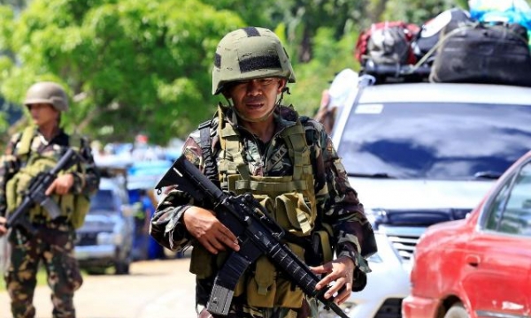 Quân chính phủ đã đẩy lui phiến quân tấn công trường học ở Philippines