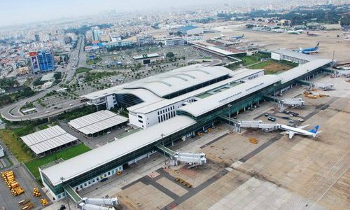 Đề nghị kiểm tra việc xây dựng công trình trong sân bay Tân Sơn Nhất