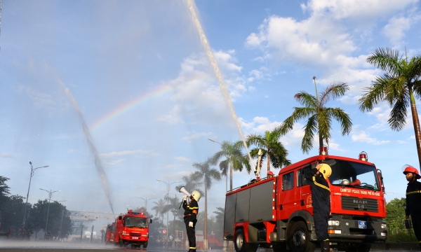 Đà Nẵng: Diễn tập chữa cháy, cứu nạn ở tòa nhà Trung tâm hành chính