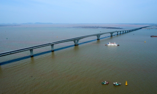 Sai sót tại công trình cầu vượt biển dài nhất Việt Nam là không nghiêm trọng?