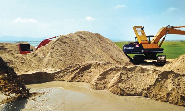 Nguy cơ thiếu cát xây dựng tăng mạnh