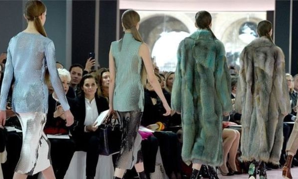 Gucci và Christian Dior công bố chấm dứt dùng người mẫu siêu gầy, gây rúng động làng thời trang toàn cầu