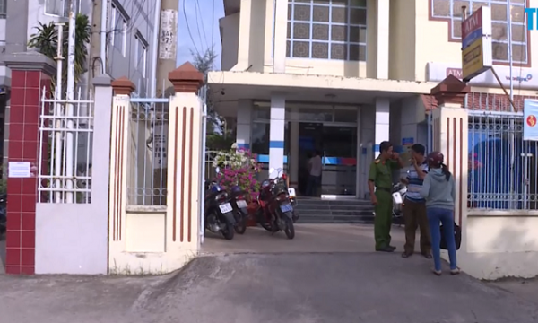 Truy bắt đối tượng dùng súng cướp ngân hàng ở Vĩnh Long