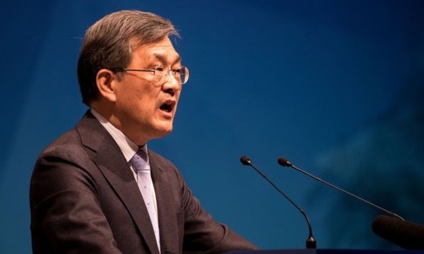 Phó chủ tịch Samsung từ chức, tạm giam cựu Tổng thống Park thêm 6 tháng