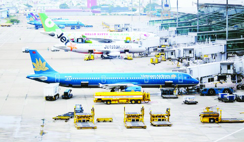 Sân bay Tân Sơn Nhất “tạm” thoát cảnh ngập