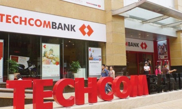 Tính lãi phạt trái pháp luật cùng 3 hợp đồng khống, Techcombank vẫn thắng kiện?