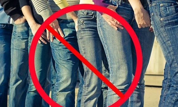 TP.HCM: Đề xuất cấm công chức mặc quần jean, áo thun trong giờ làm việc