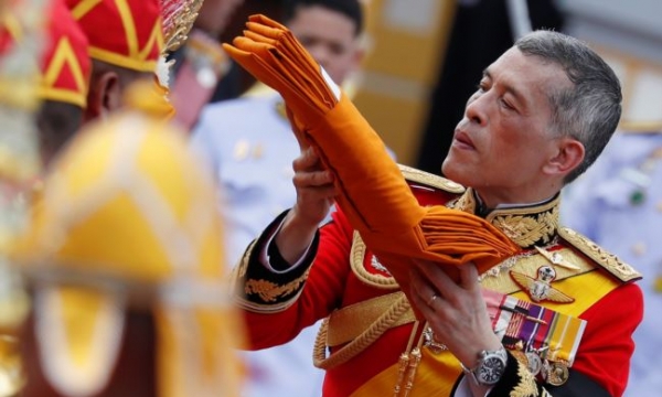 Phó Chủ tịch nước Đặng Thị Ngọc Thịnh dự lễ hỏa táng cố vương Bhumibol Adulyadej