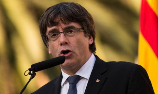 Nghị viện Catalonia dừng hoạt động, ông Puigdemont trốn sang Bỉ?