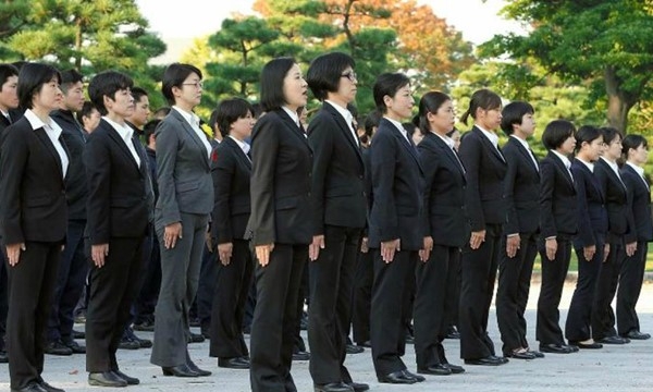 Nhật: Đội đặc nhiệm nữ bảo vệ phu nhân và ái nữ Tổng thống Trump