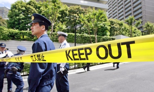 Trộm lộng hành ở Nhật Bản, giả cảnh sát lừa lấy của du khách Trung Quốc 190 triệu yen