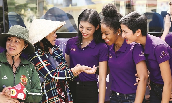 “Hoa hậu Hoàn vũ Việt Nam 2017” giúp người dân miền Trung gần 4 tỷ đồng
