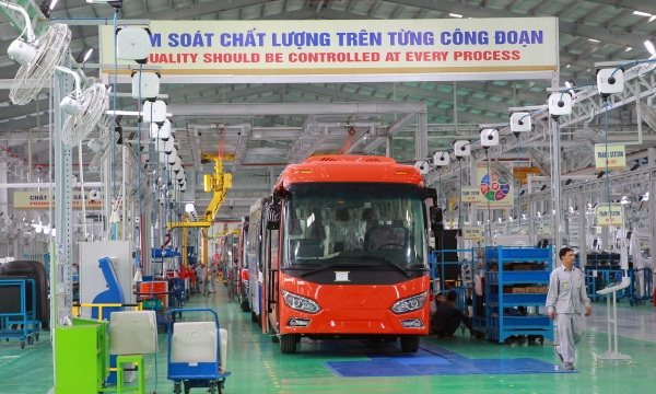 Thương hiệu ô tô Việt Nam đầu tiên xuất khẩu 1.150 xe buýt 