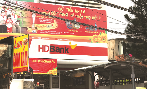 Khách hàng “tố” HDBank gây khó dễ, HDBank khẳng định sẽ sớm phản hồi