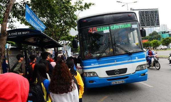 TP.HCM: Tăng hơn 1.200 chuyến xe buýt nhân dịp Tết Dương lịch 2018