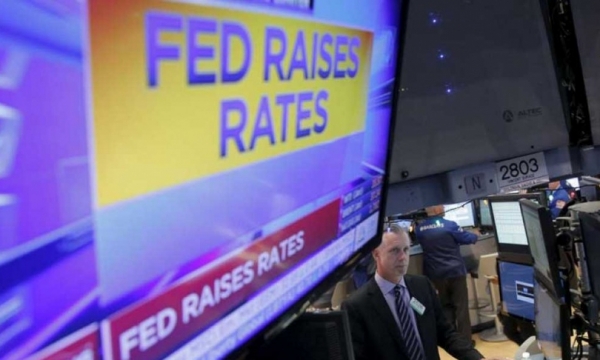Hoa Kỳ: Sau quyết định tăng lãi suất của FED, Wall Street phản ứng trái chiều