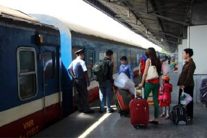 Ga Sài Gòn, Hà Nội triển khai soát vé tự động, giới hạn hành lý hành khách
