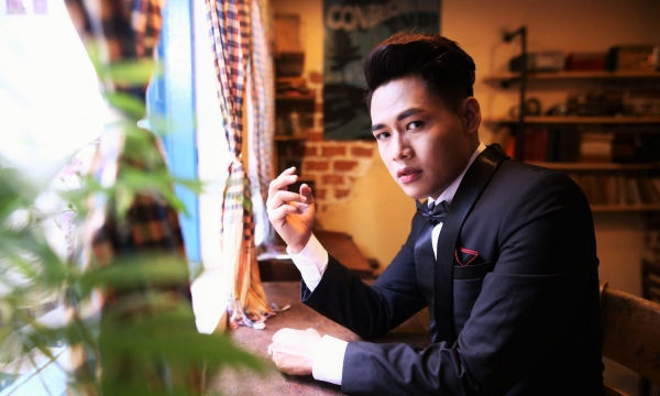 Hot boy trà sữa Lê Tấn Lợi đầy lạ lẫm trong MV đầu tay