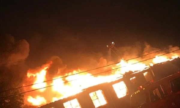 Hoa Kỳ: Cháy lớn thiêu rụi hơn 35 căn hộ tại Houston 