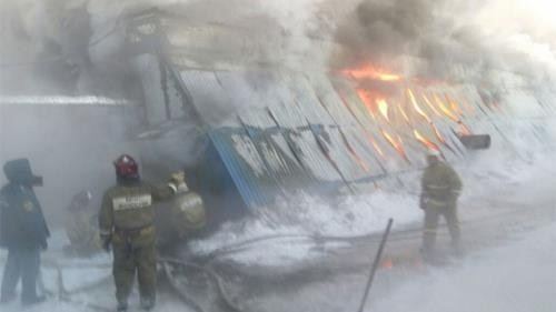 Cháy xưởng giày tại Nga, tai nạn đường sắt tại Nam Phi, 24 người chết