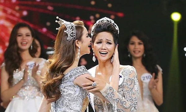 H’Hen Niê đăng quang Hoa hậu Hoàn vũ Việt Nam 2017