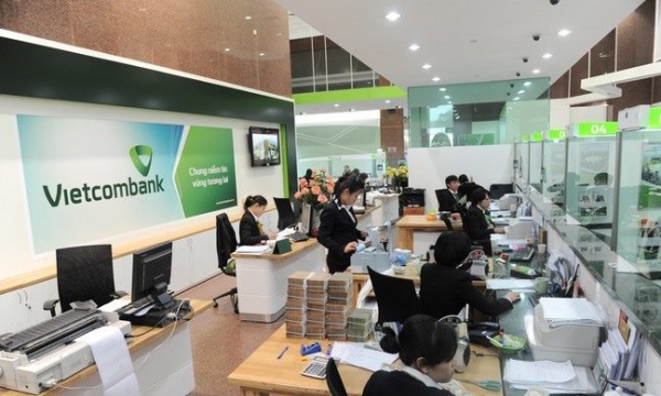 Lãi lớn, Vietcombank là ngân hàng đầu tiên giảm lãi suất cho vay