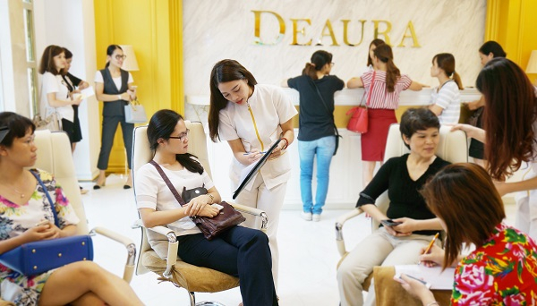 Mỹ phẩm Deaura làm đẹp cho phụ nữ Việt