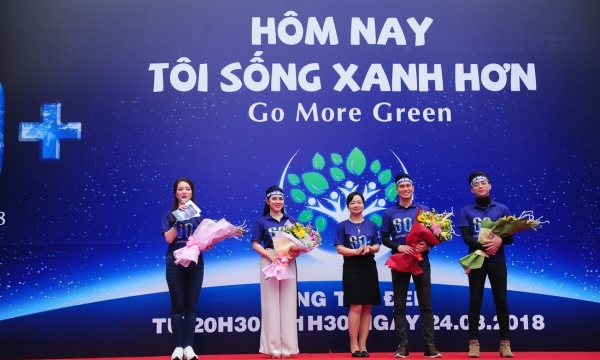 Giờ Trái đất tại Việt Nam năm 2018-  Chung tay cùng thế giới trong cuộc chiến ứng phó biến đổi khí hậu. 