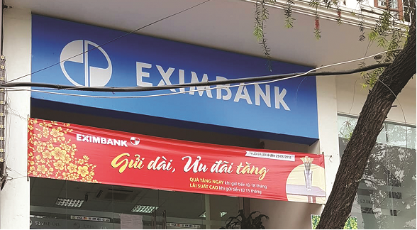 Khách hàng mất 245 tỷ đồng, Eximbank và Vietcombank thiệt hại nặng