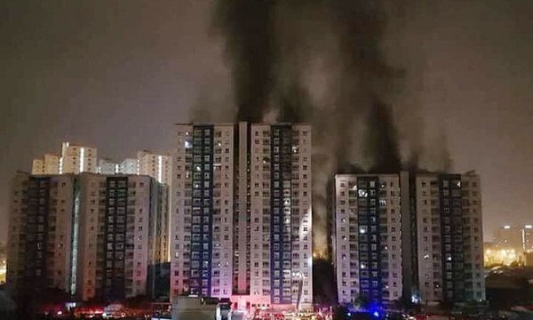Thủ tướng Chính phủ yêu cầu điều tra nguyên nhân vụ cháy chung cư Carina Plaza