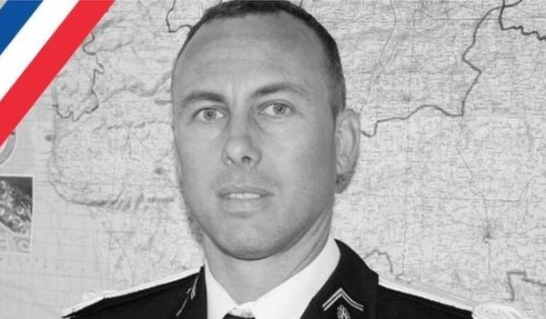 Pháp: Sĩ quan cảnh sát 'anh hùng' đổi mạng cho con tin đã hy sinh
