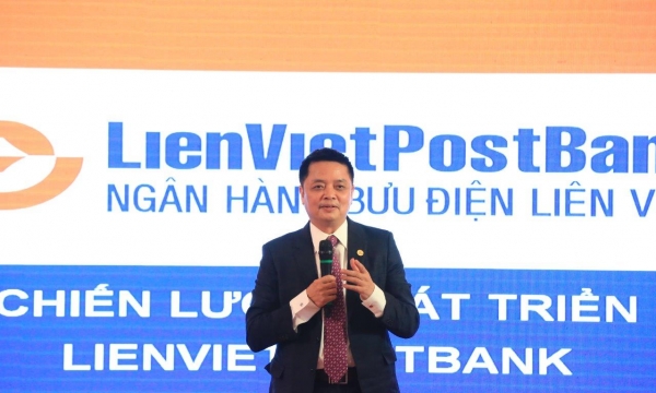 Nhà đầu tư nước ngoài mua LienVietPostBank với giá 30.000 đồng/cổ phần