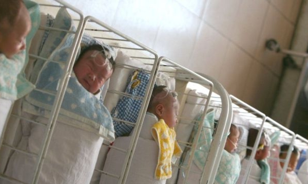 Trung Quốc: Cha mẹ chết đã 4 năm, con vẫn được sinh ra từ thụ tinh trong ống nghiệm 