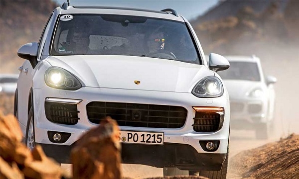 Porsche buộc phải triệu hồi 19.000 xe có phần mềm gian lận khí thải