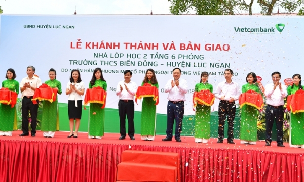 Khánh thành Nhà lớp học Trường THCS Biển Động do Vietcombank