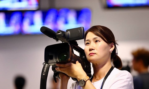 Thư Singapore 3: Liều lĩnh vì tình yêu nghề báo 