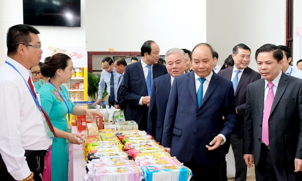 Thủ tướng Nguyễn Xuân Phúc dự Hội nghị Xúc tiến đầu tư tỉnh Sóc Trăng